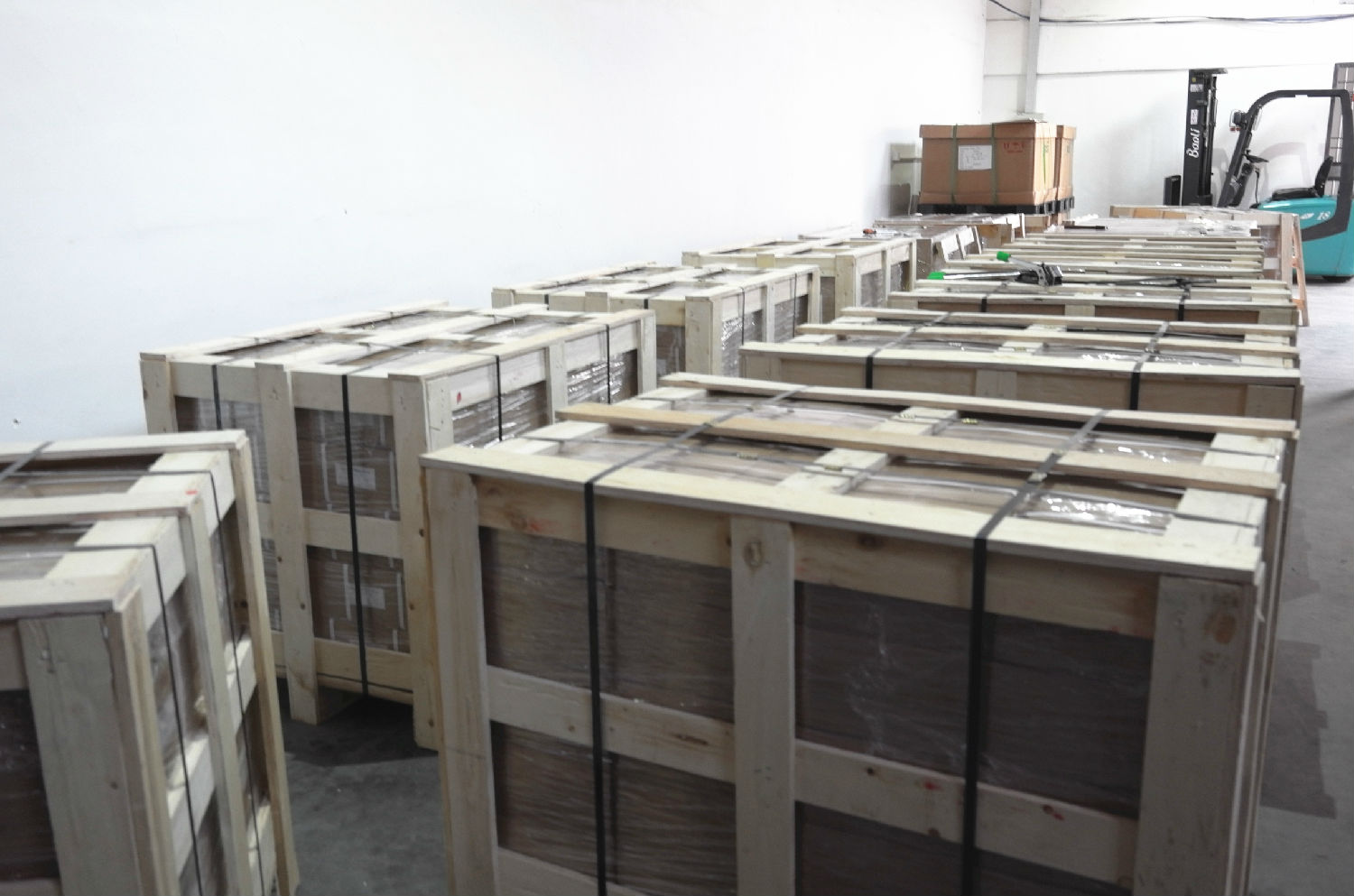 外貿(mào)發(fā)貨托盤_副本.jpg 外貿(mào)發(fā)貨托盤_副本.jpg